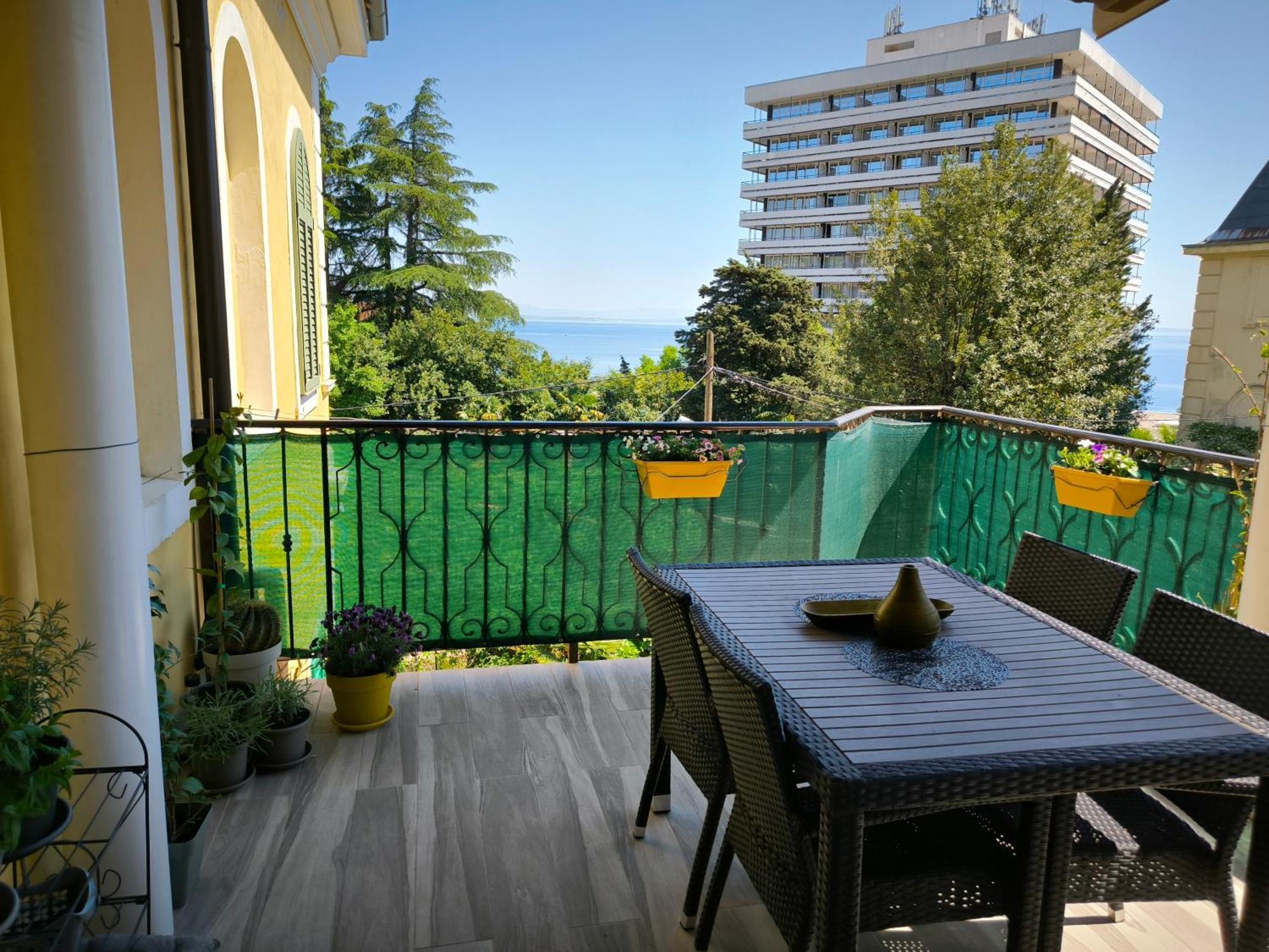 Apartment Matea Опатия Экстерьер фото